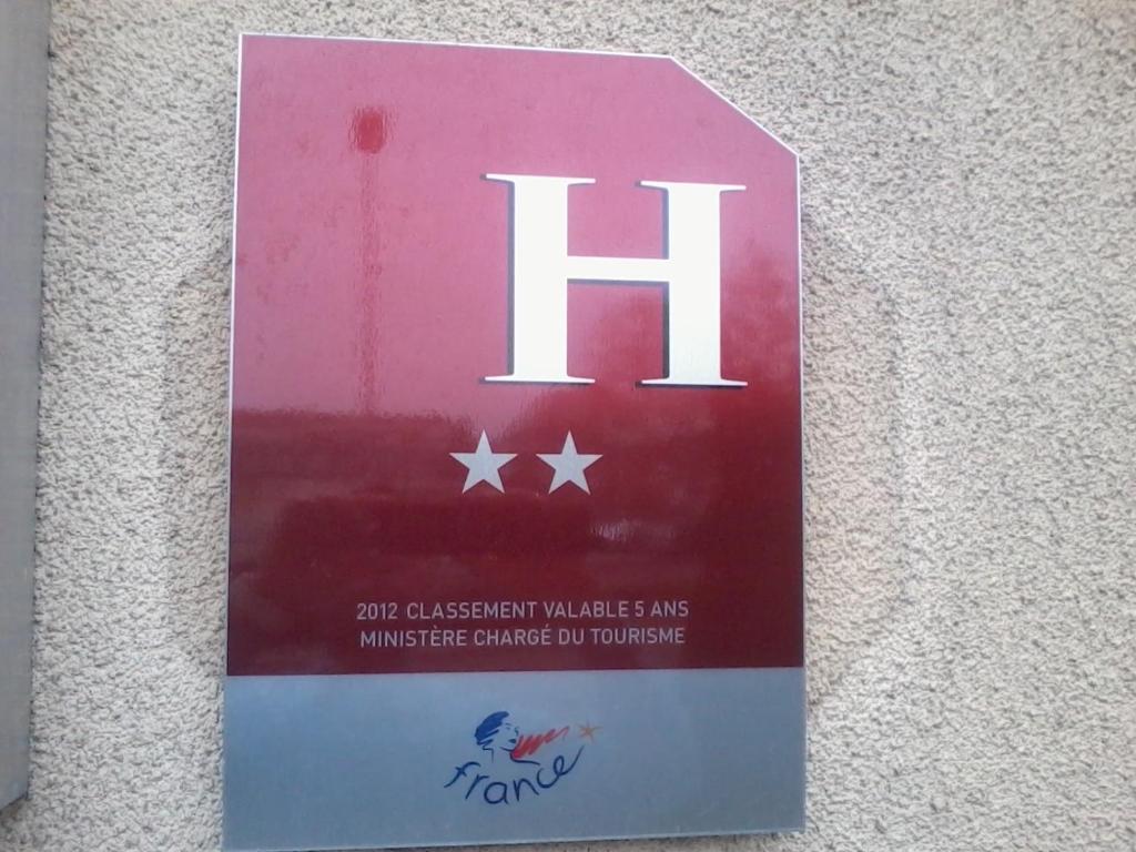 Contact Hotel Du Cerf Chateau-Gontier Ngoại thất bức ảnh